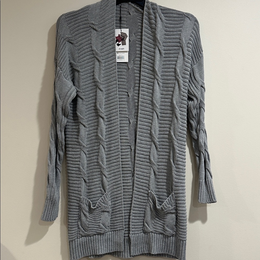 Elegant Gray Cable Knit Cardigan